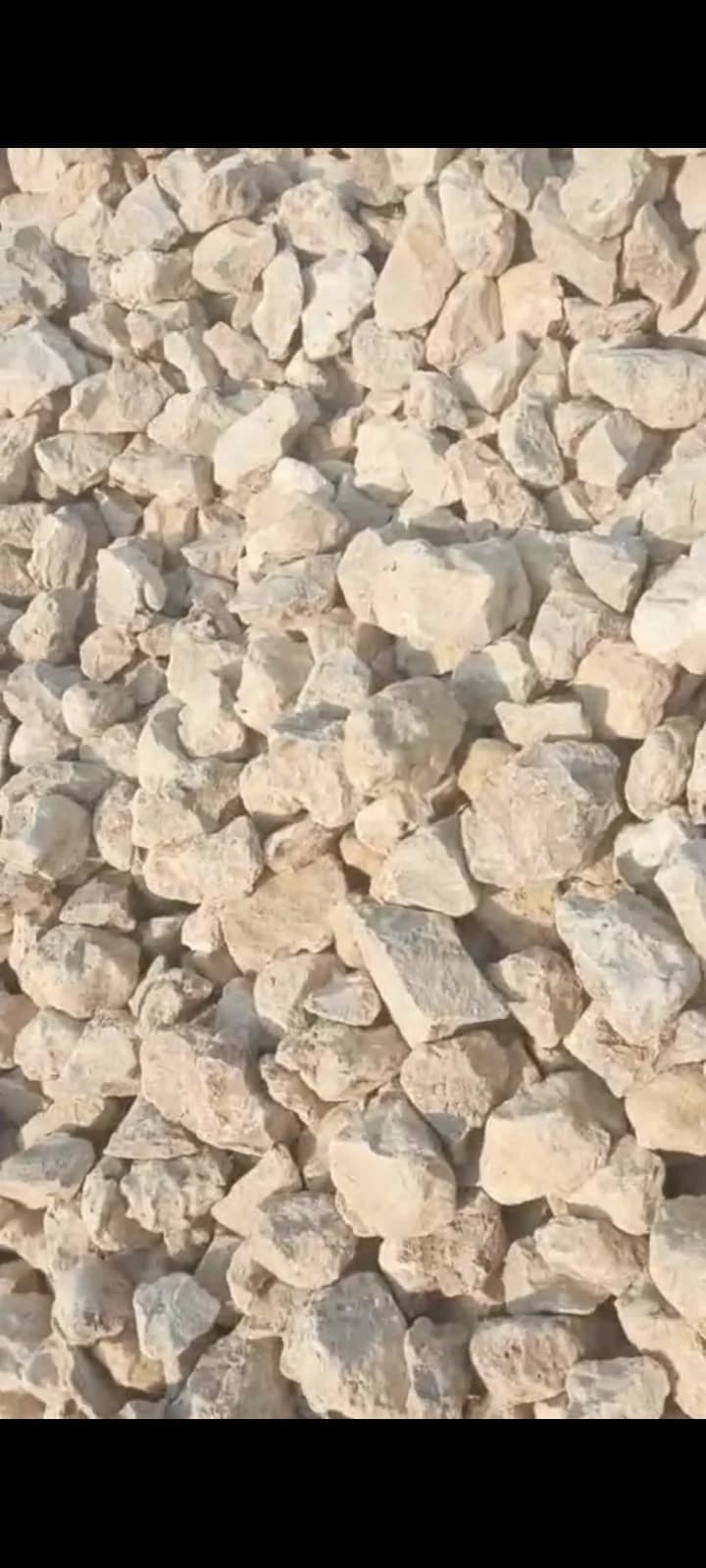 کراچی میں مضبوط زمین بھرائی اور فاؤنڈیشن بیس کے لیے روڑی / ٹوٹا ہوا پتھر